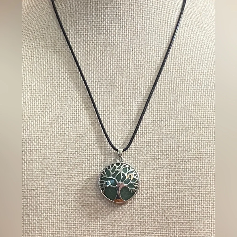 Tree Of Life Over Aventurine Gemstone Silver Cutout Pendant Necklace